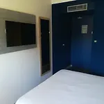 Ibis Budget Nimes Hotel 2*
