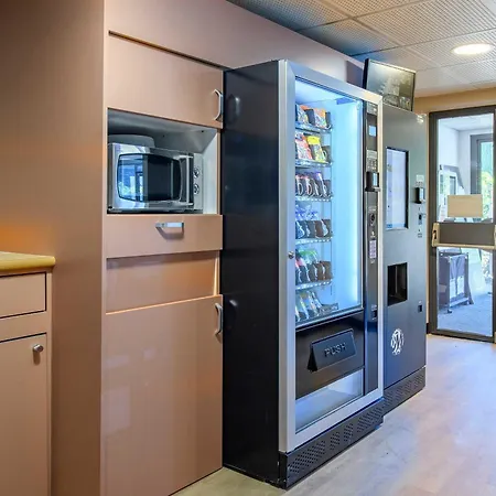 Hotel B&B Hotel Nimes Caissargues