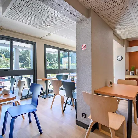 B&B Hotel Nimes Caissargues Hotel 2*