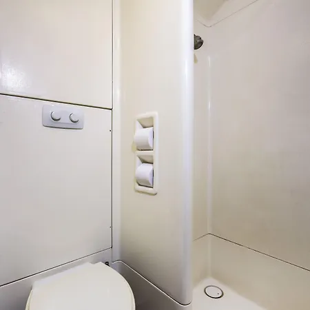 B&B Hotel Nimes Caissargues 2*