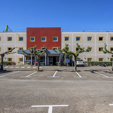 B&B Hotel Nimes Caissargues Hotel 2*